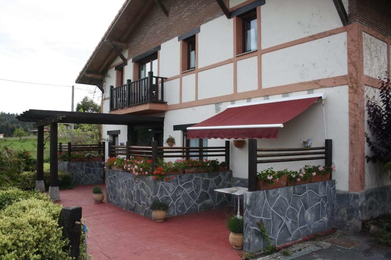 Landhaus H&ap Rural Merrutxu *